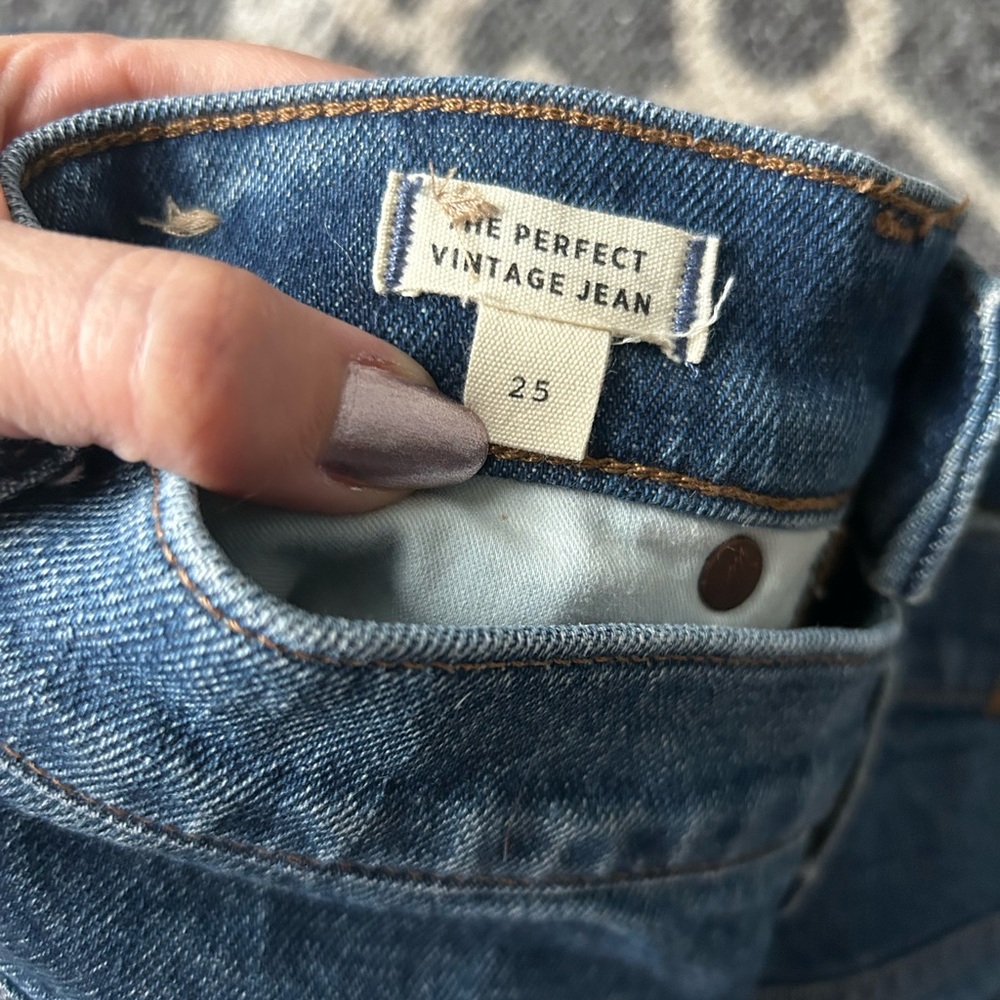 Madewell Women's Vintage Straight Leg Jeans in Blue - Picture 3 of 7